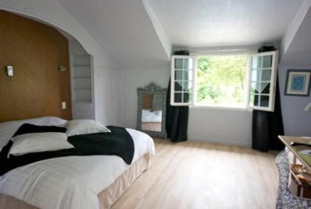 Hotel Castel Du Pont D Oly Jurançon Zimmer foto